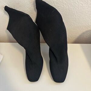 SHEIN Black Heeled Boots